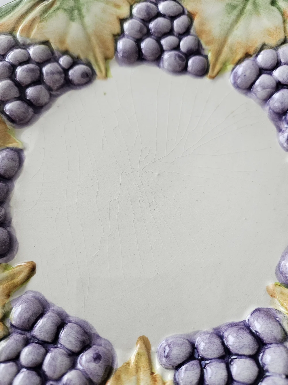 Vintage Majolica Style Grape Plates Set of 2 Wall Hanging Ceramic Fruit Dessert